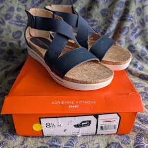 Adrienne Vittadini Women's Chelo Flatform Sandals